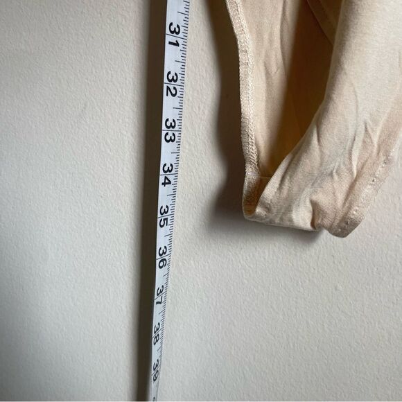 Eloquii Cream Twist Neckline Bodysuit 26/28 - Picture 6 of 9